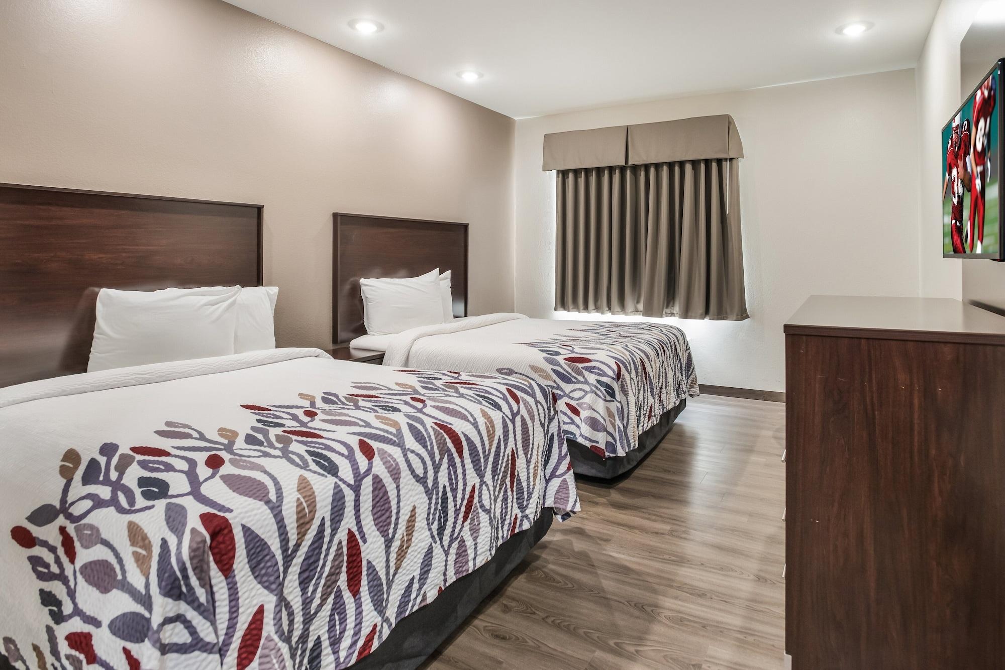 Red Roof Inn & Suites Лейк Чарльз Экстерьер фото